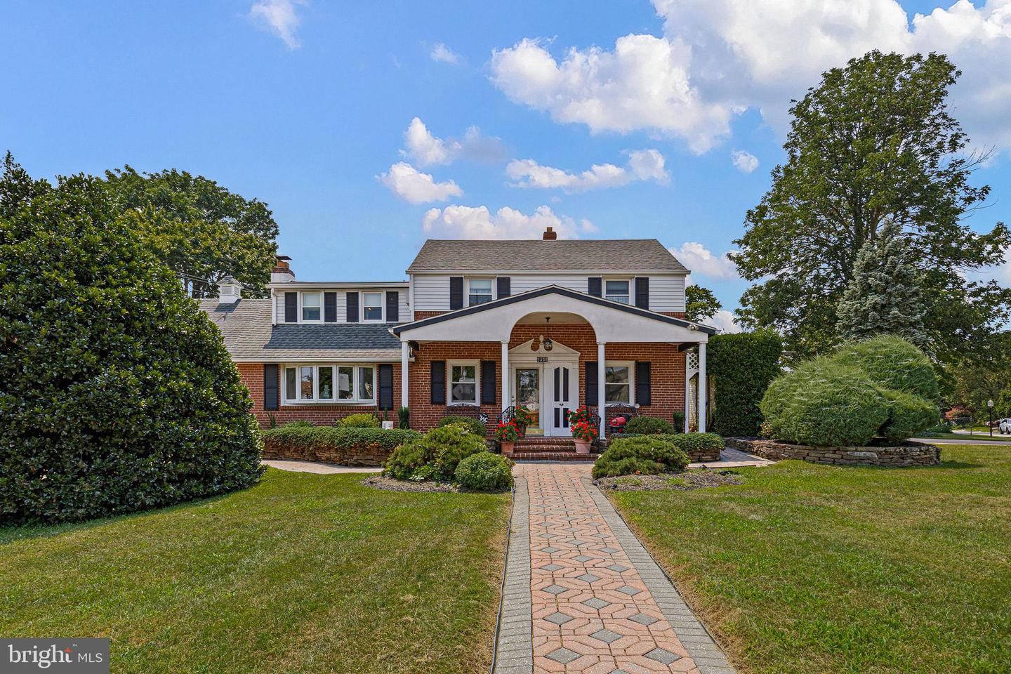 2338 Mole Road, Secane, PA 19018
