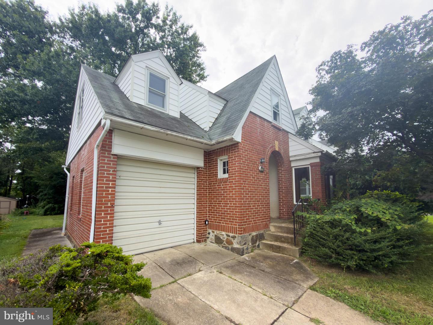 1240 Jefferson Ave — photo