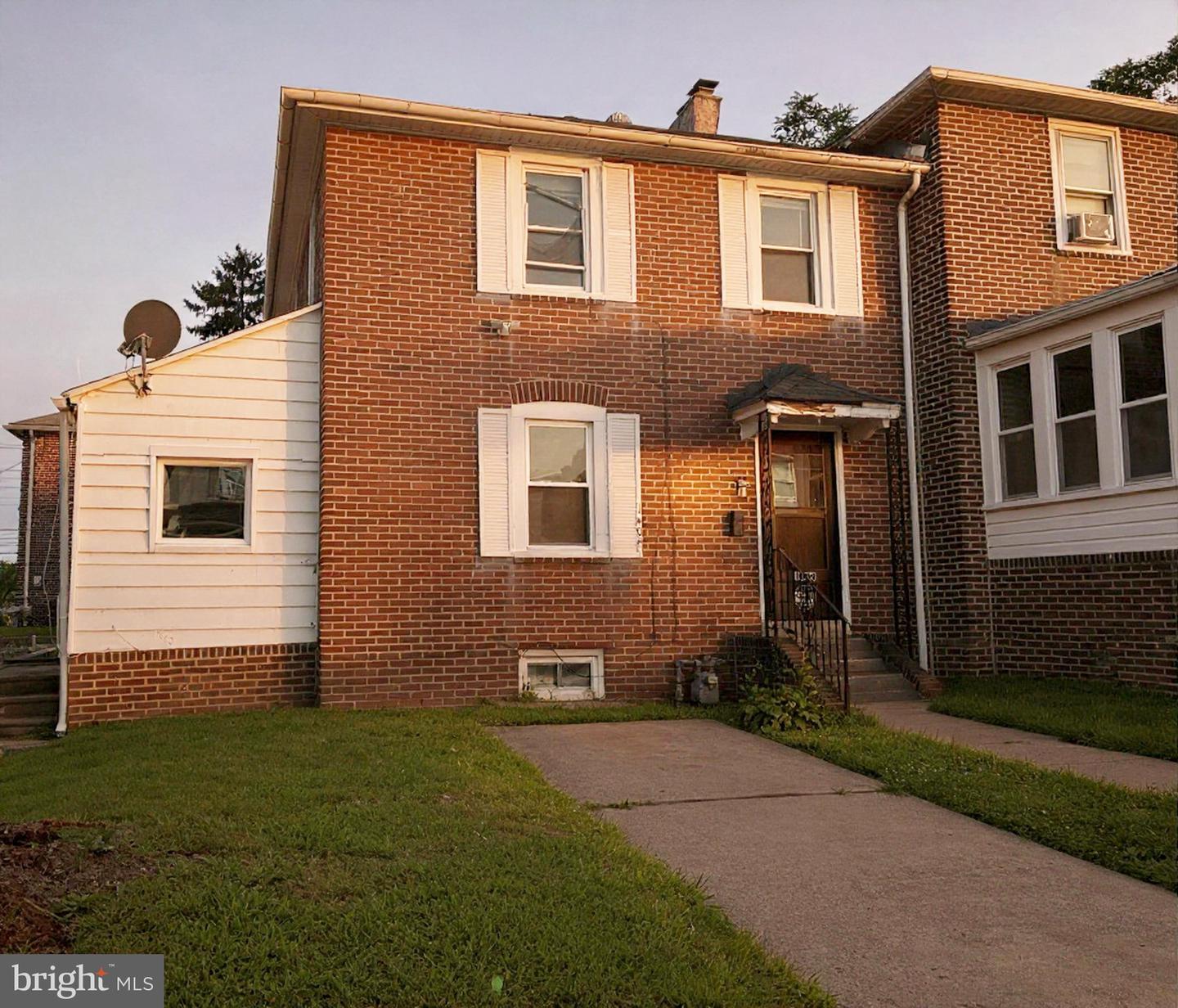 1408 Siegel St — photo