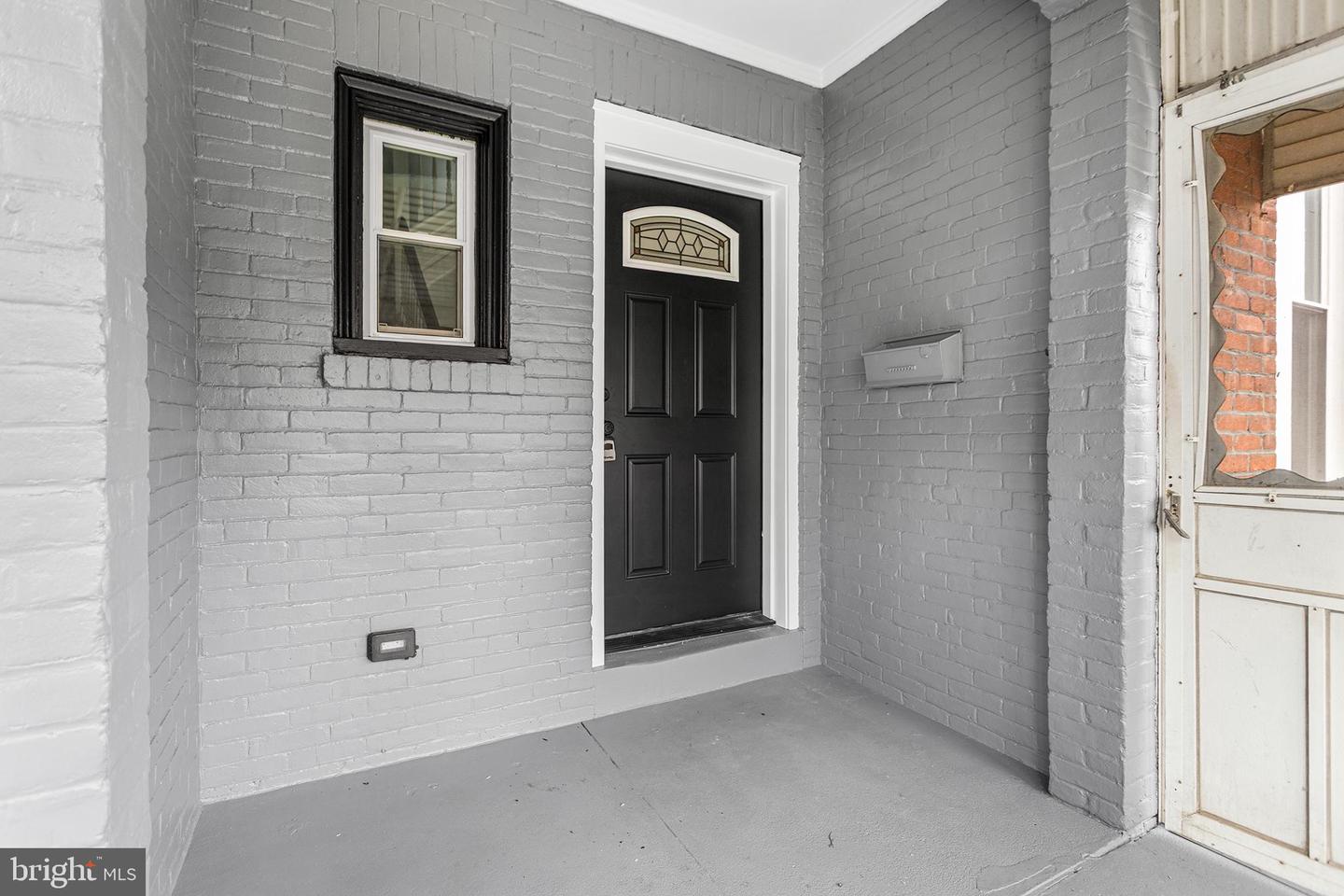 9 Maple Street, Marcus Hook, PA 19061 — photo 2