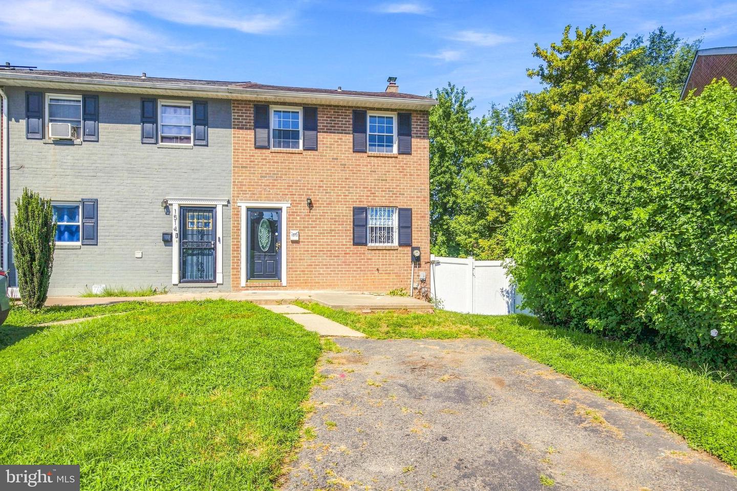 1512 Roosevelt Dr — photo