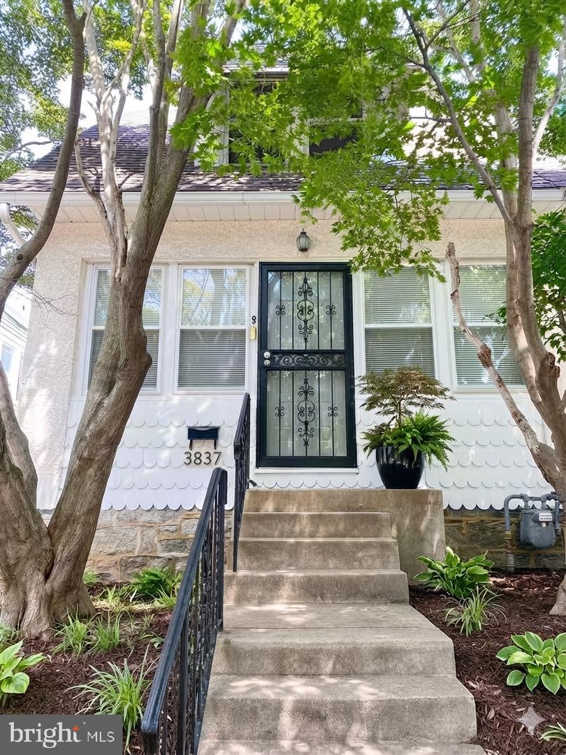 3837 Marshall Rd — photo