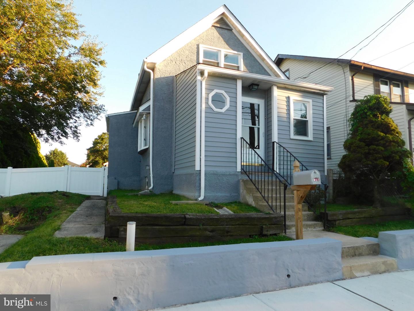 517 Johnson Ave — photo