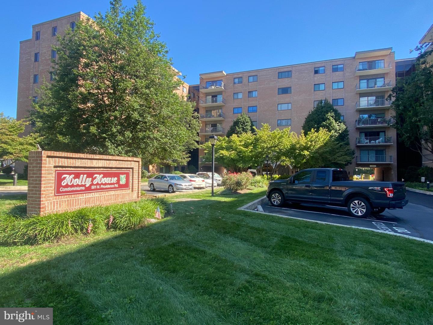 501 N Providence Rd #109 — photo