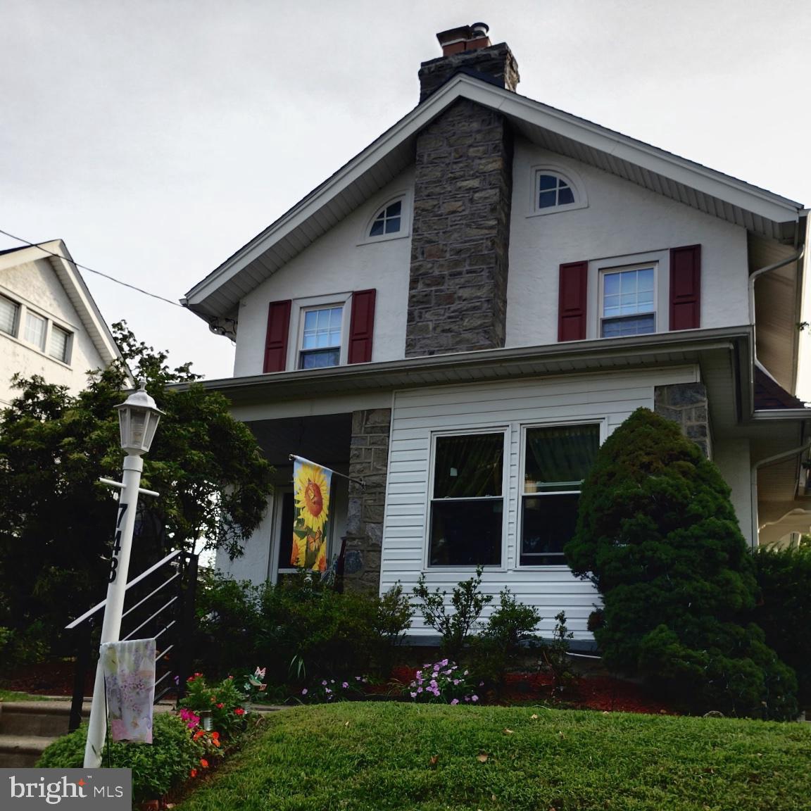748 Edmonds — photo