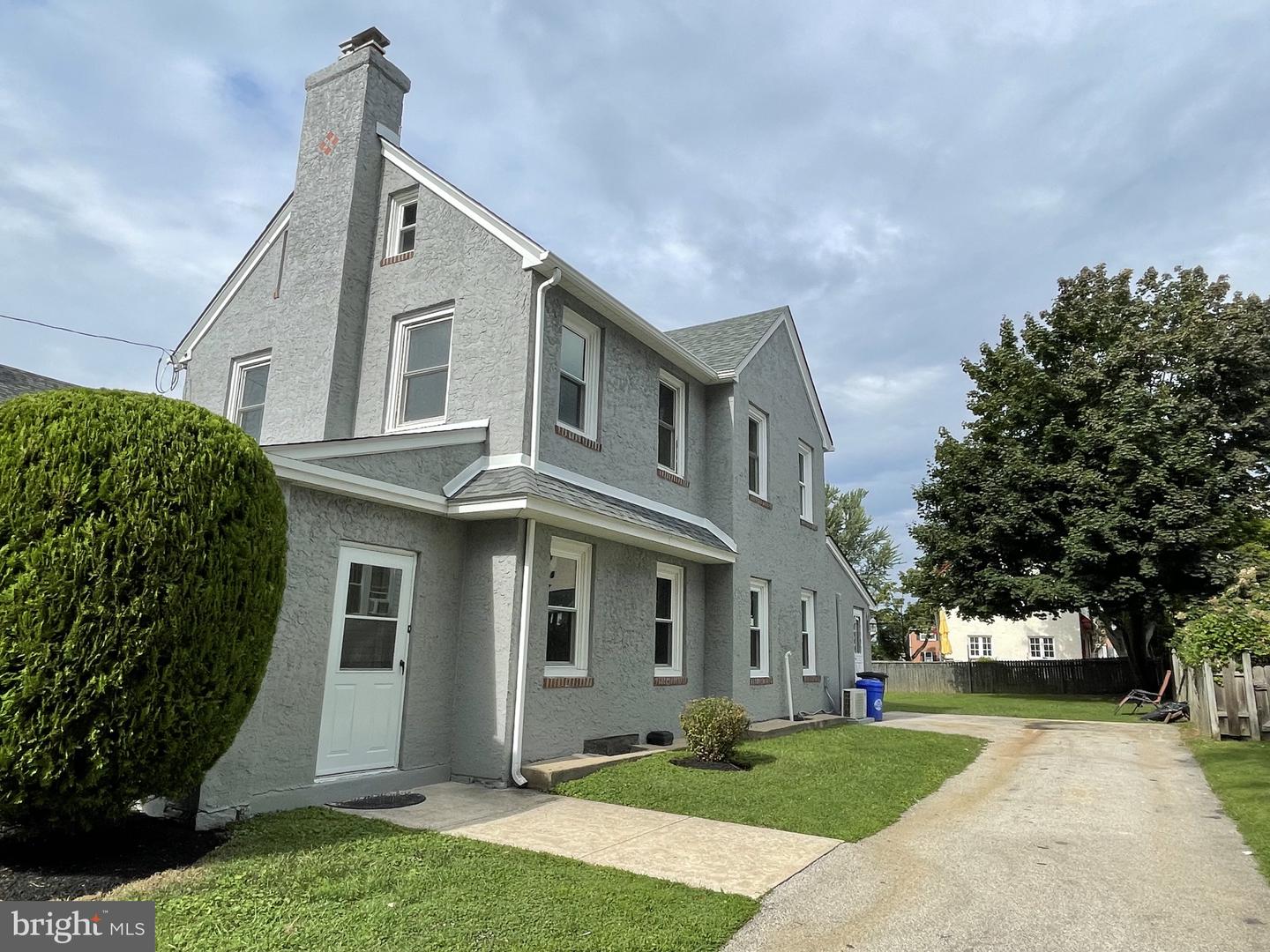 2419 Hollis Rd — photo