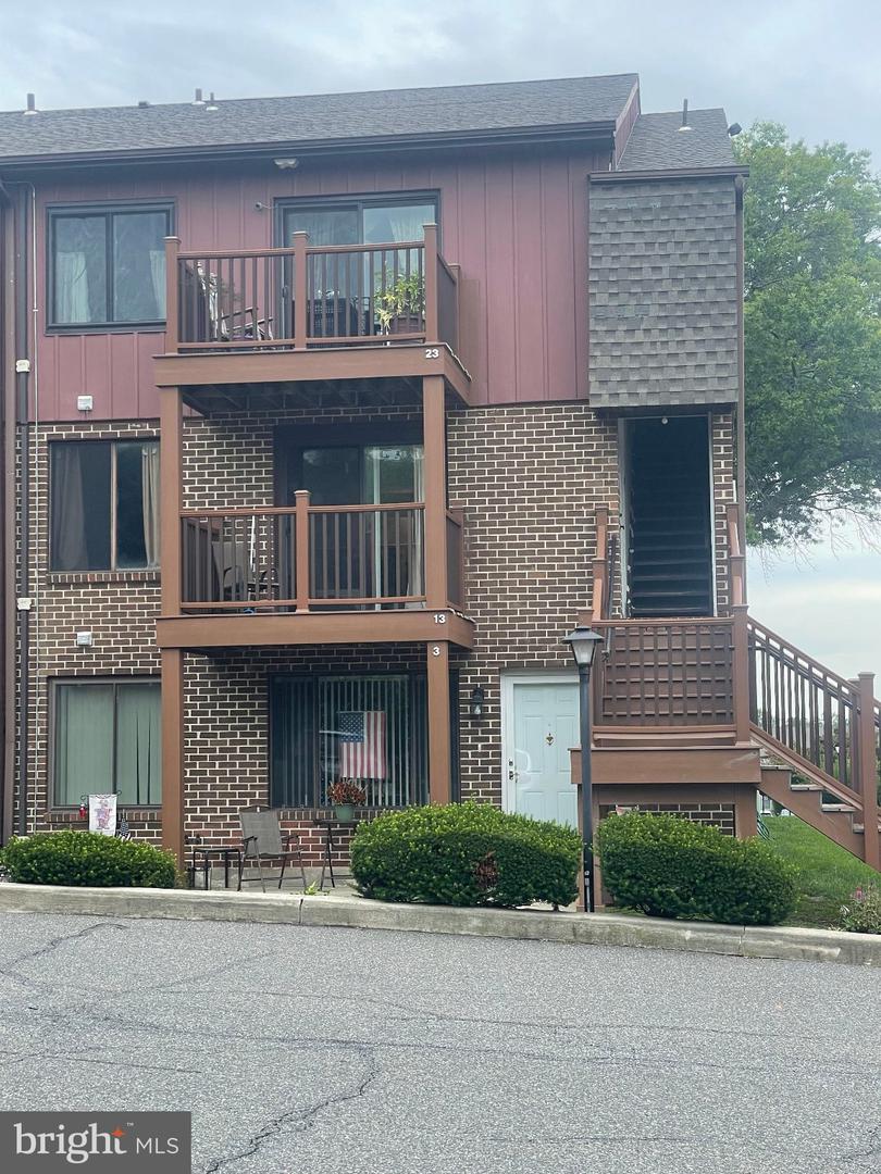 5200 Hilltop Dr #a-13 — photo