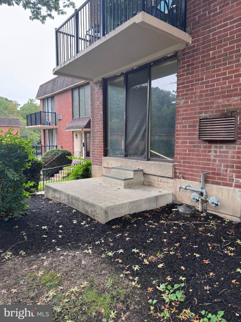 100 E Glenolden Ave #B-11 — photo