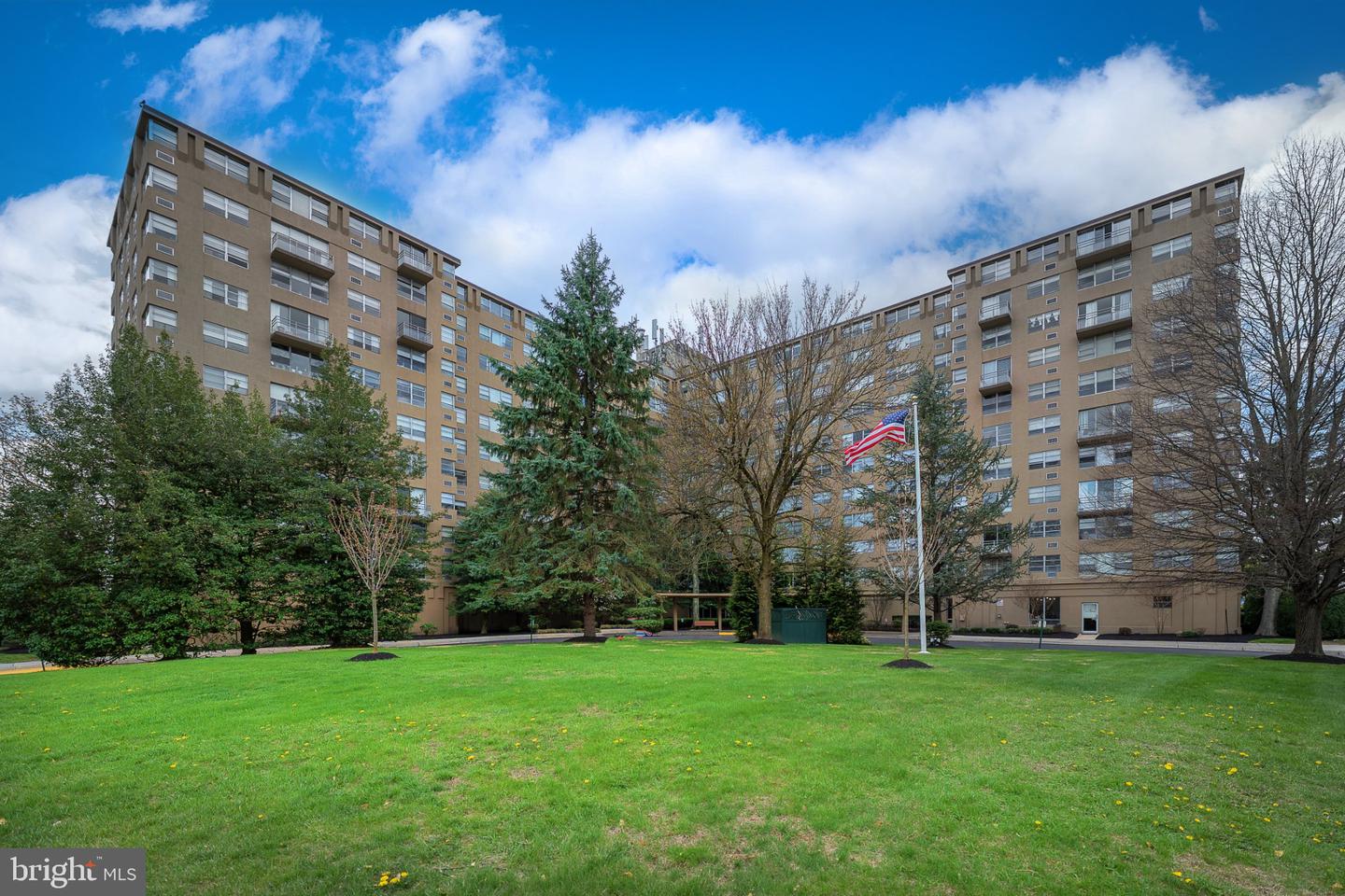 1030 E Lancaster Ave #826 — photo