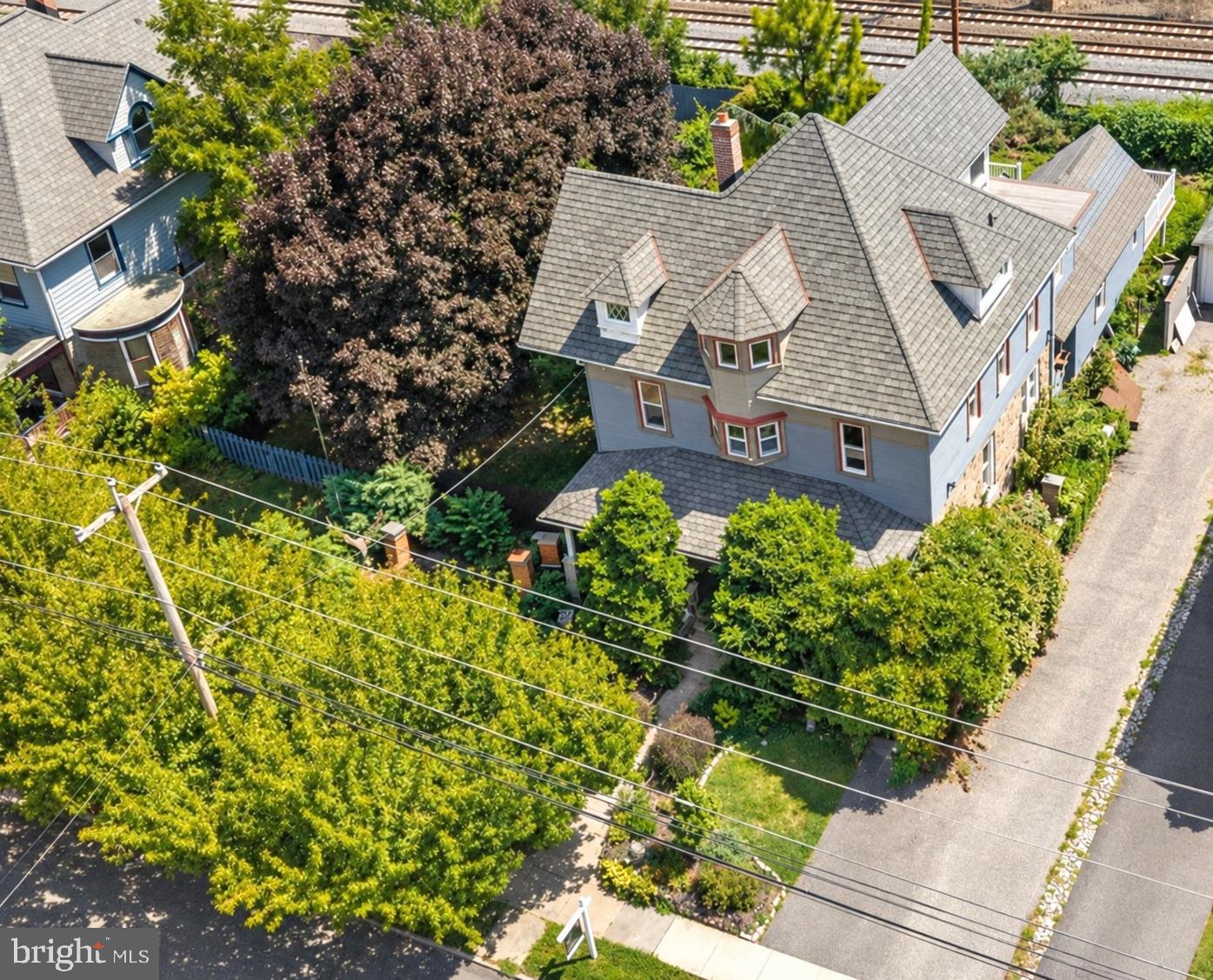 100 W Ridley Ave — photo
