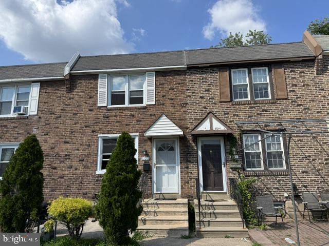 1123 Tremont Dr — photo