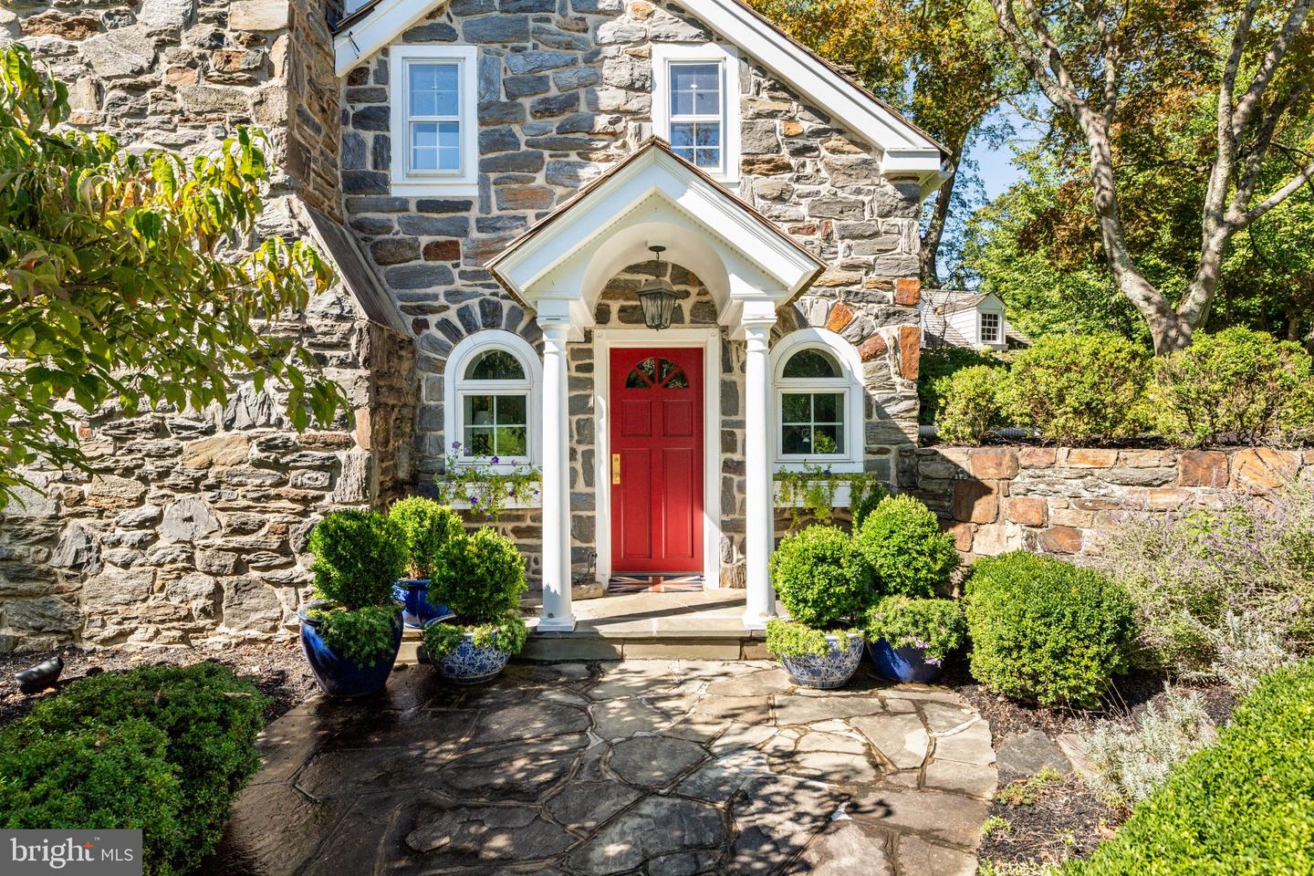 675 Andover Rd — photo