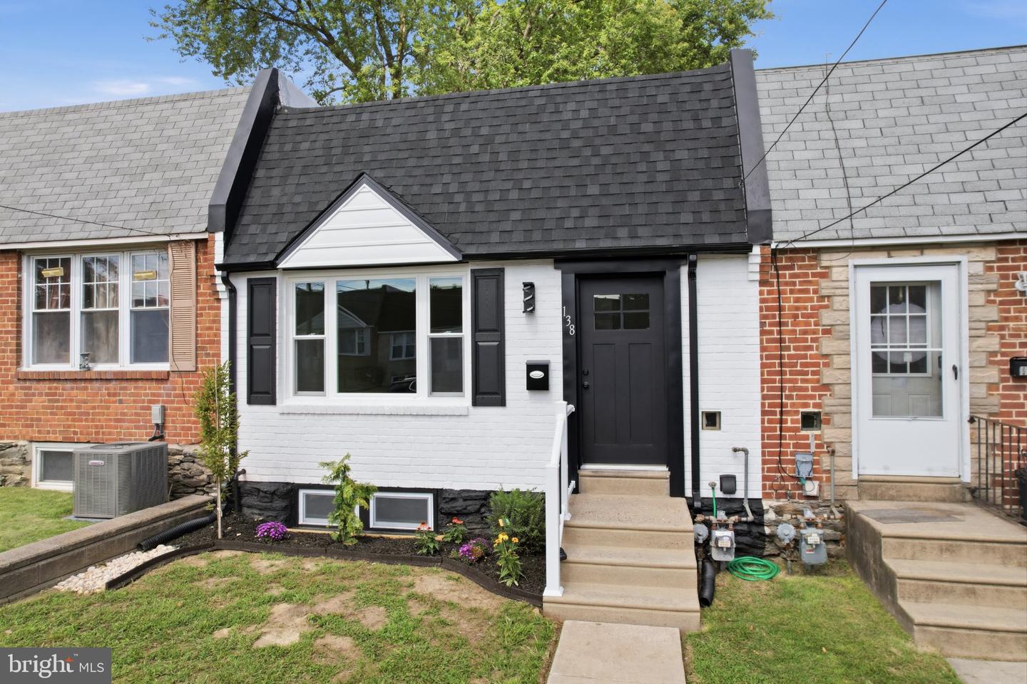 138 Fronefield Ave — photo