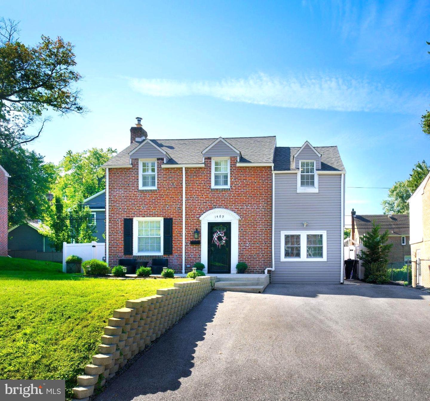 1489 Burmont Rd — photo