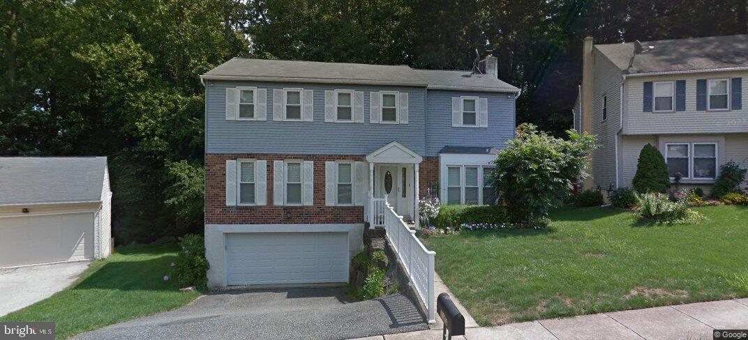 135 Eaton Dr — photo