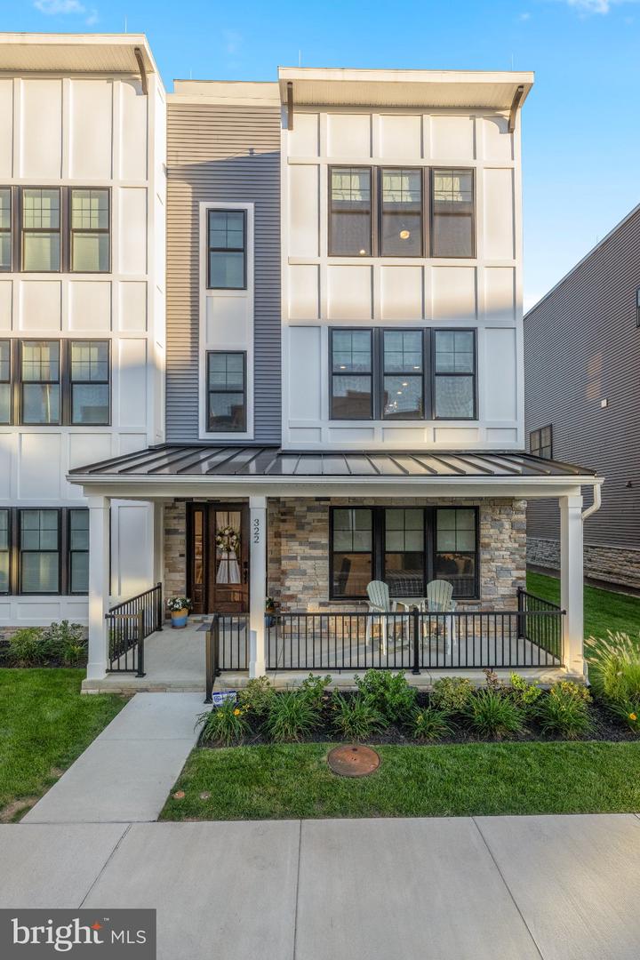 322 W Squire Dr — photo