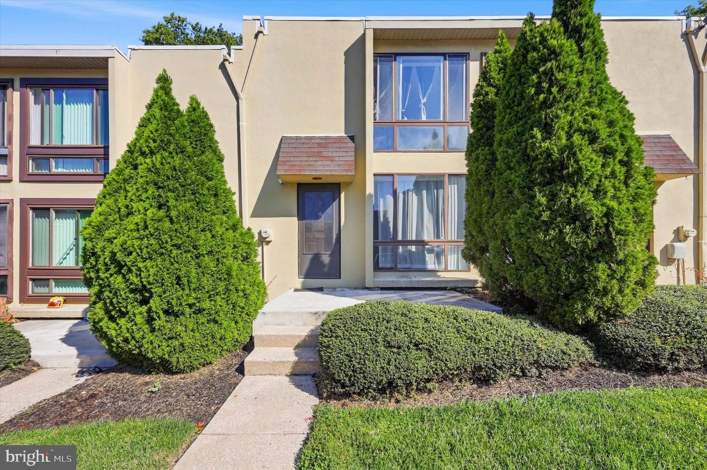 100 E Glenolden Avenue T-9 Ave #T-9 — photo