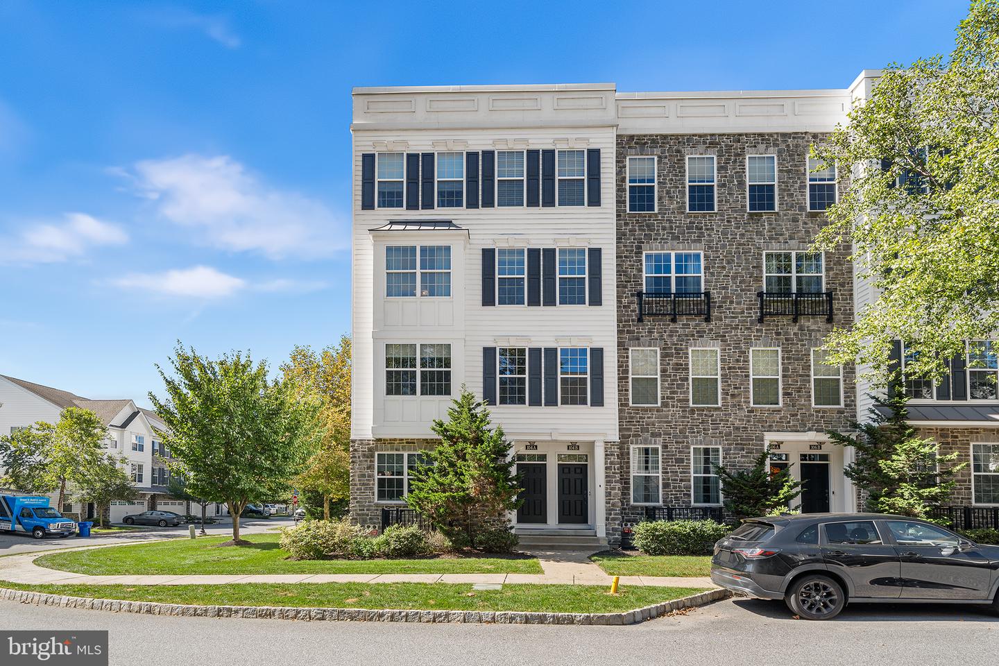 104B Jay Aly — photo