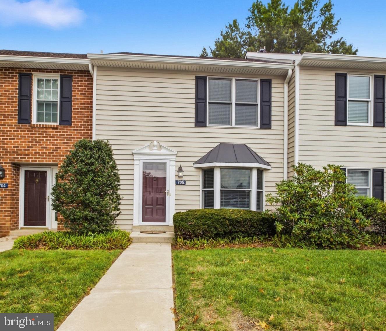 705 Meadow Ct ##705 — photo