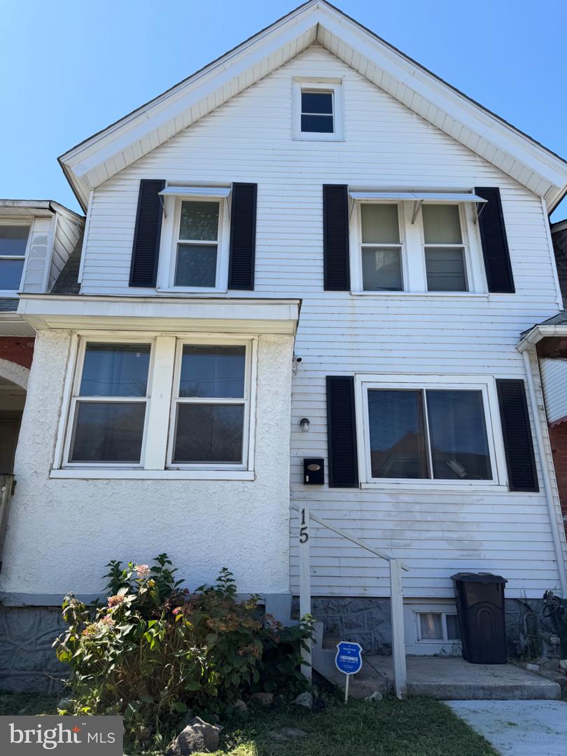 15 Walnut St — photo