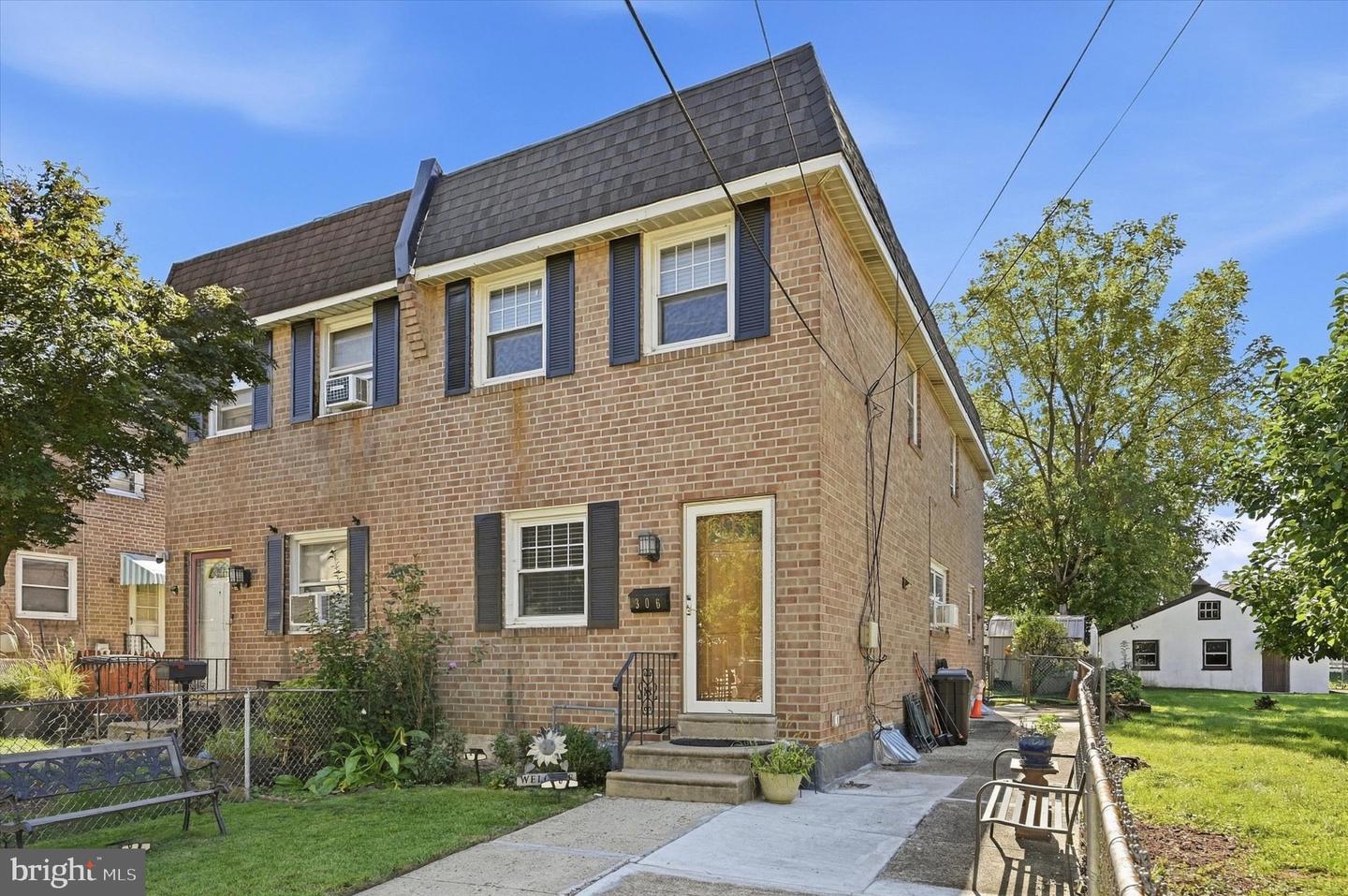 306 Collingdale Ave — photo