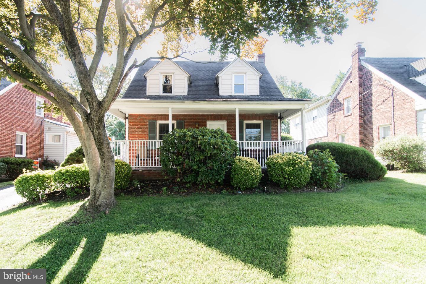 214 W Macdade Blvd — photo