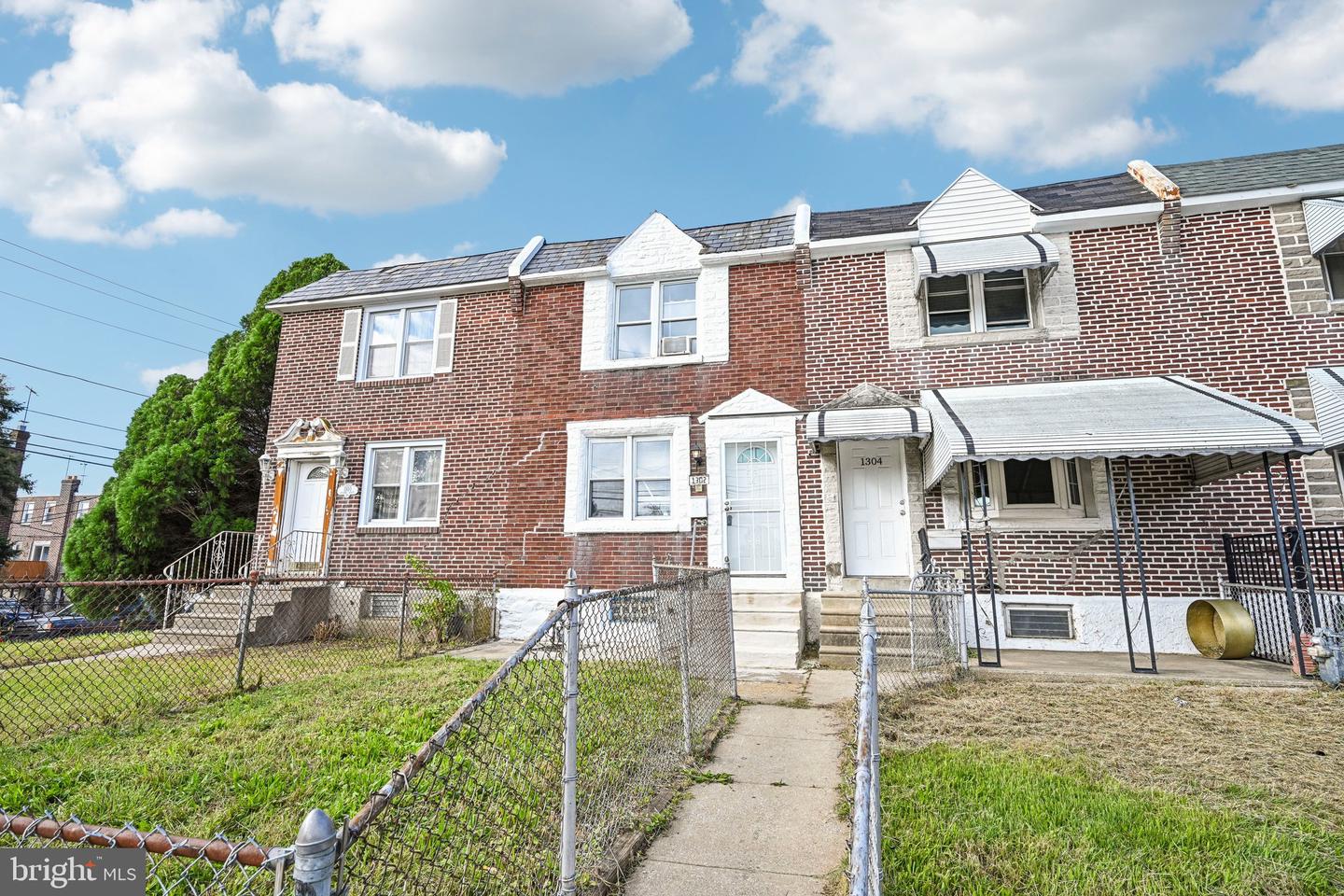 1302 Wycombe Ave — photo