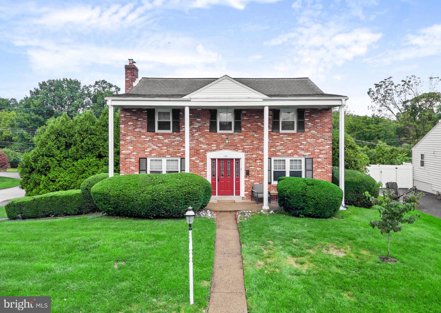 1705 Sue Ellen Dr — photo
