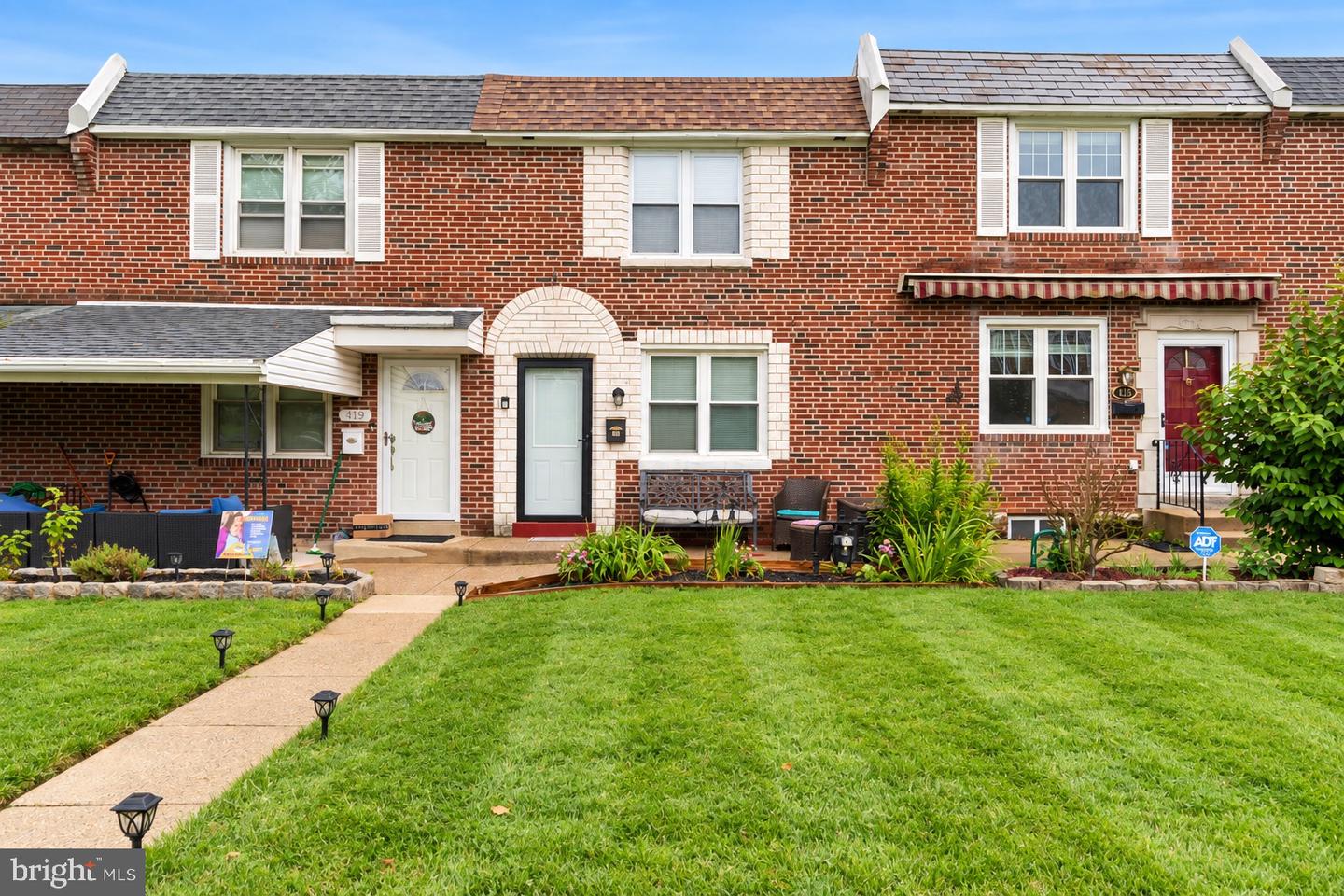 417 Seven Oaks Dr — photo