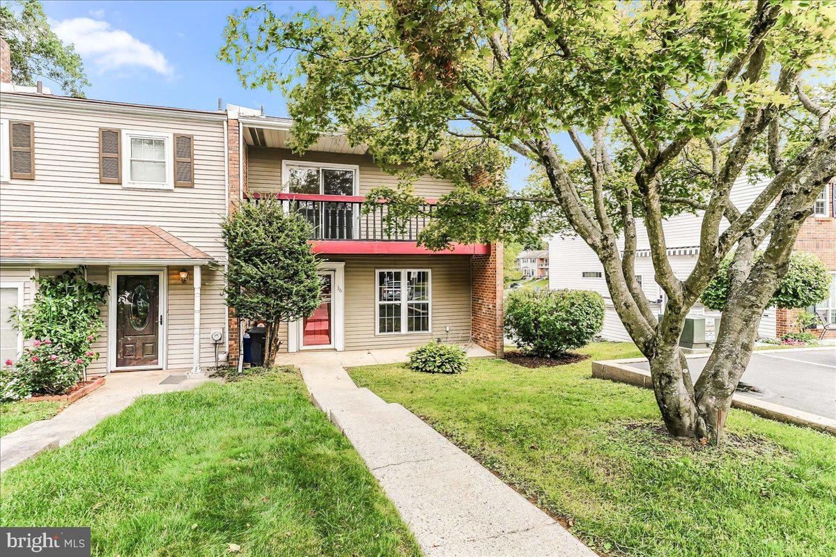 36 Penns Ct — photo