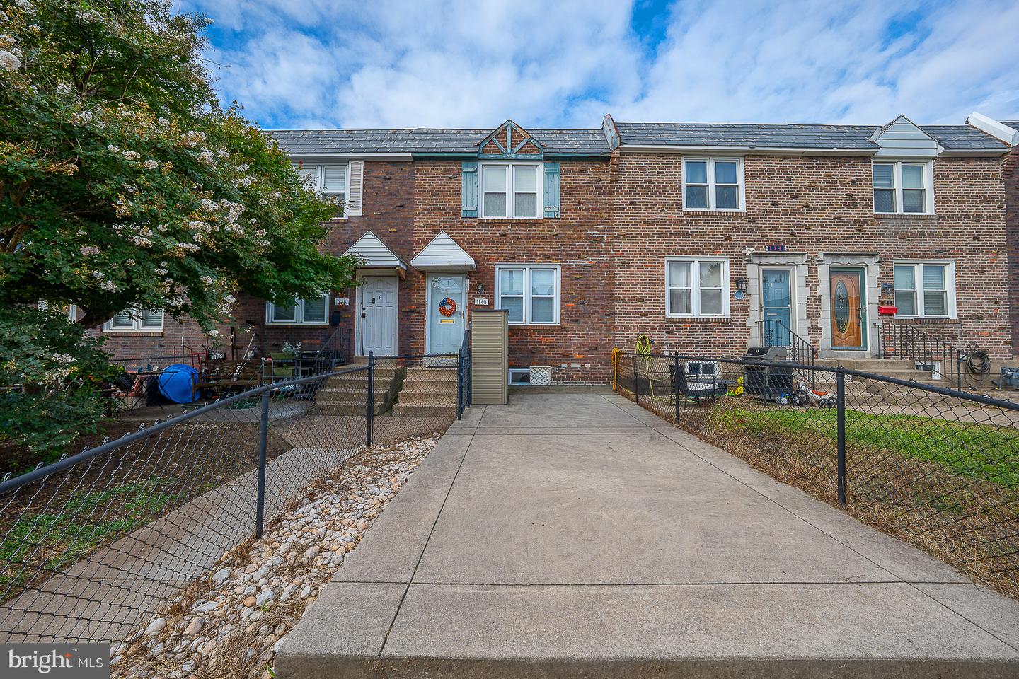 1140 Myrtlewood Ave — photo