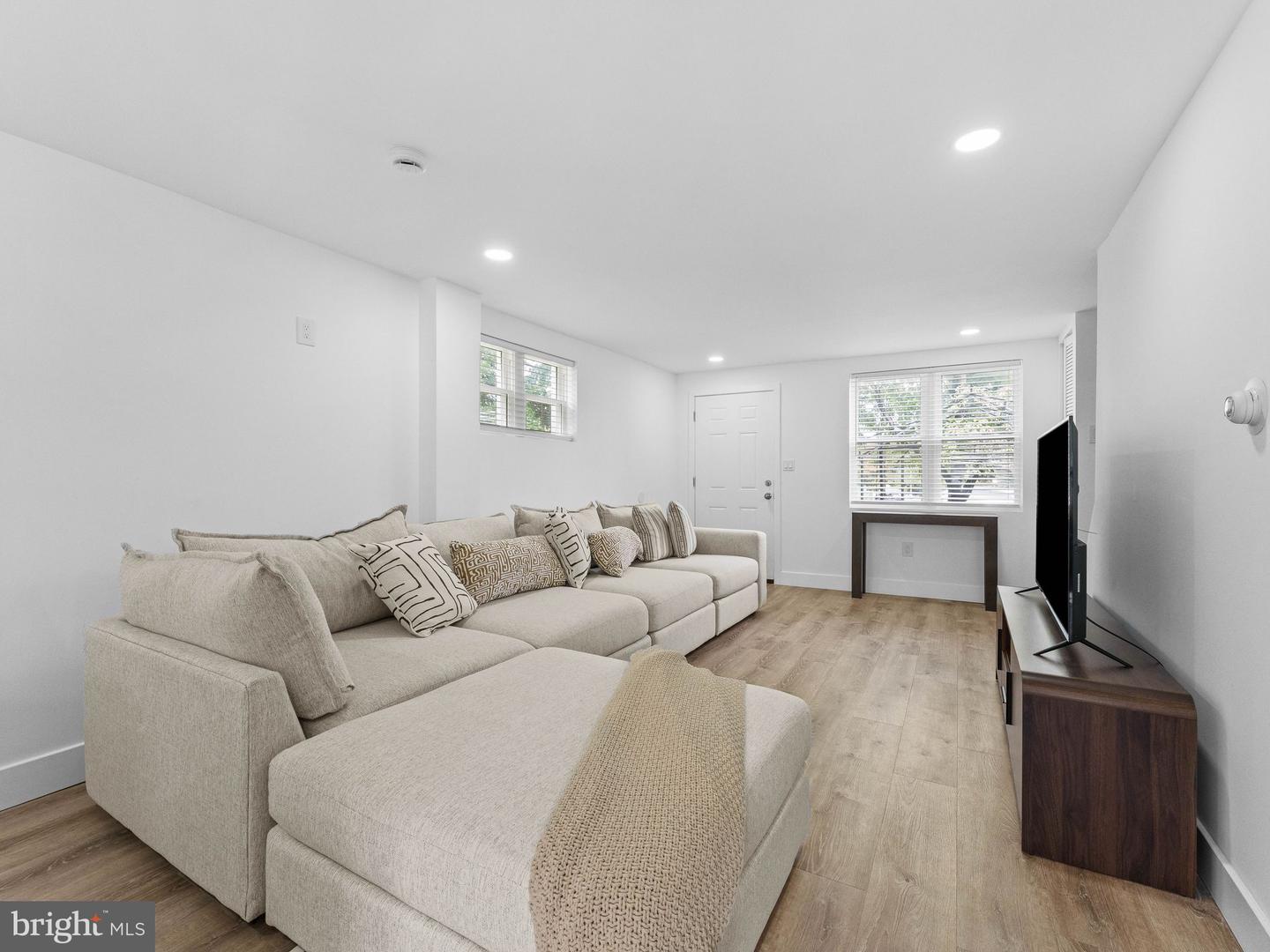 1108 Springfield Road, Darby, PA 19023 — photo 2