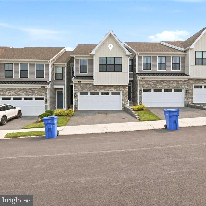 306 Segel Dr — photo