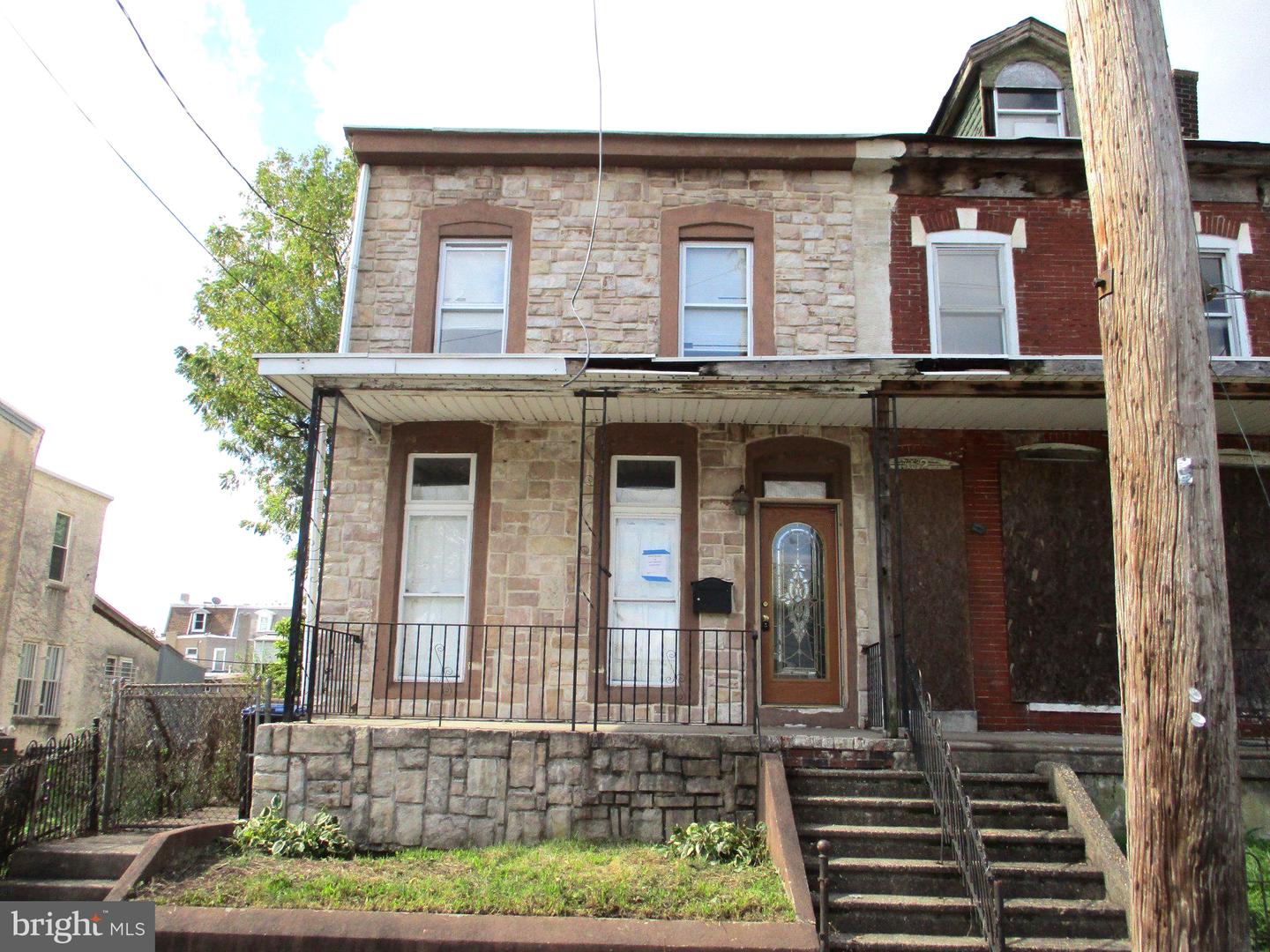 350 Parker St — photo