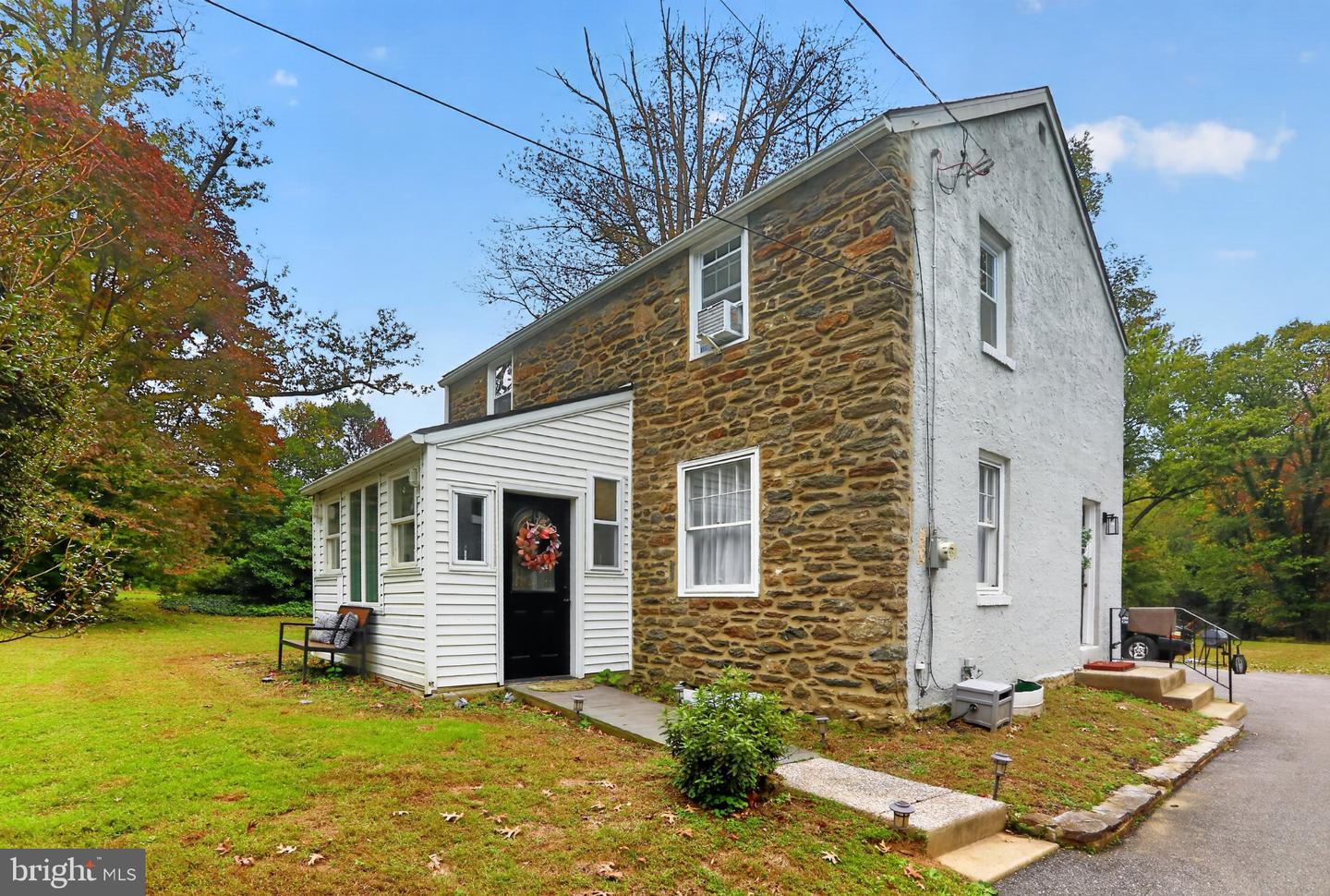 1214 Providence Rd — photo