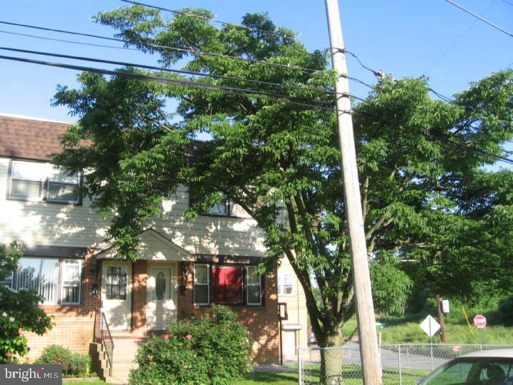 63 S Kirklyn Ave — photo
