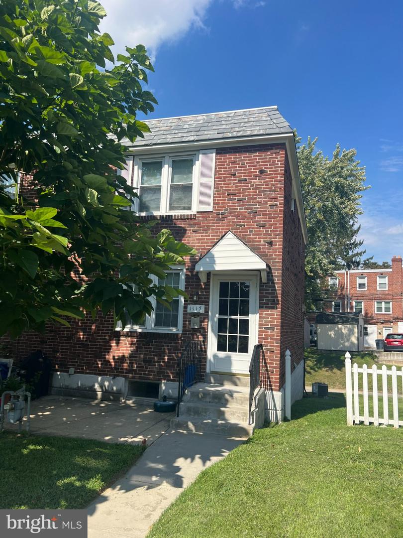 1117 Stratford Rd — photo
