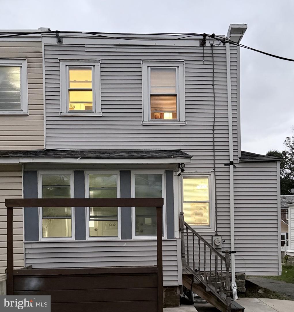 735 Yeadon Ave — photo