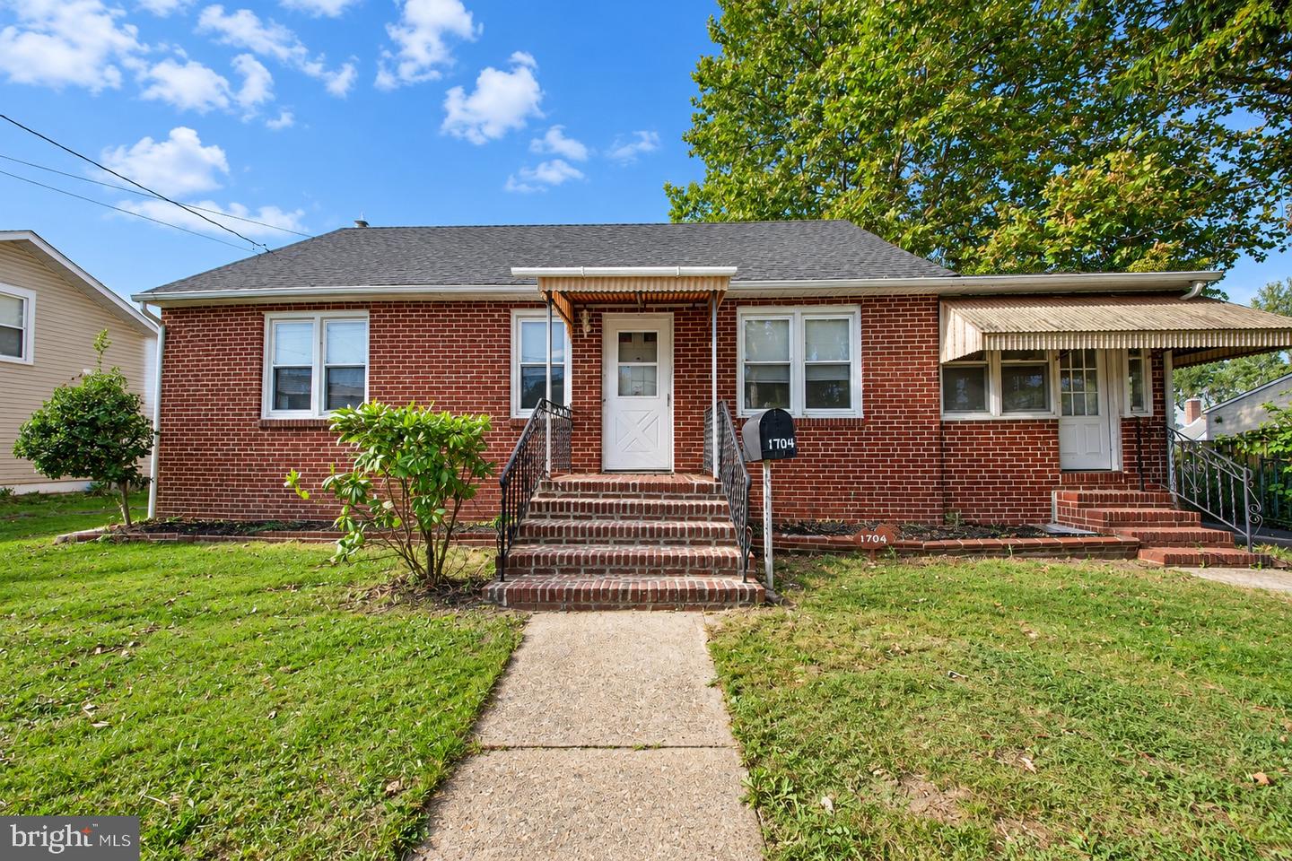 1704 Meetinghouse Rd — photo