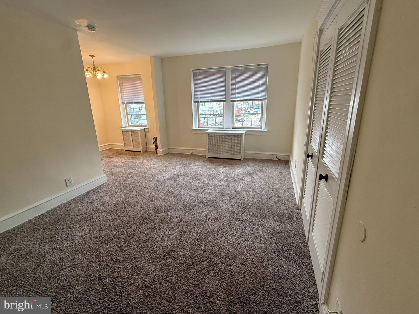 260 N Wycombe Ave #200 — photo