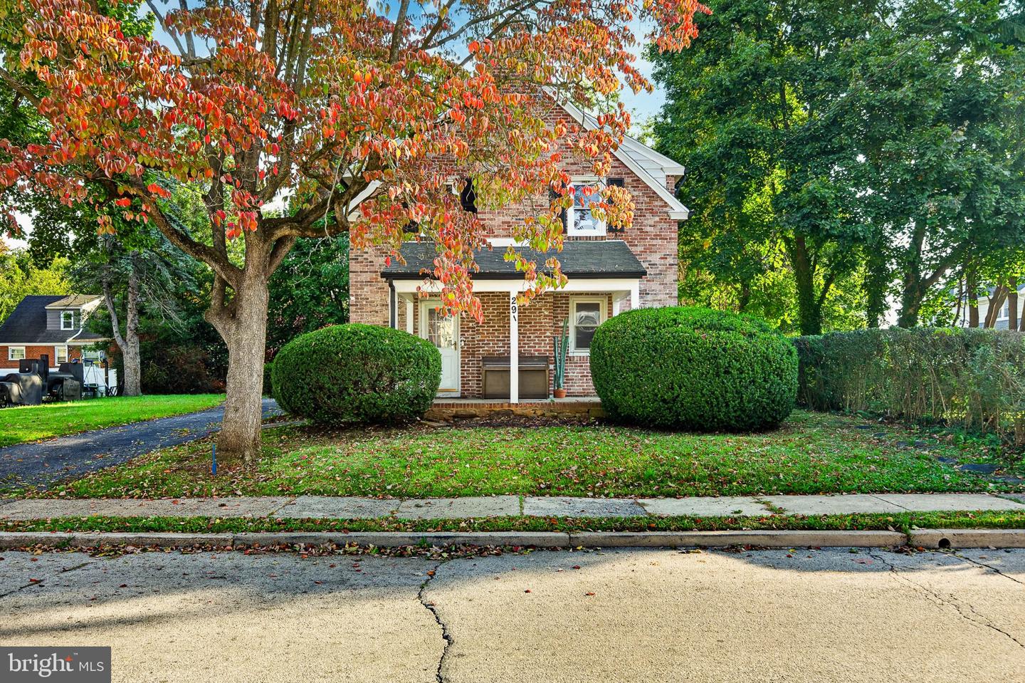 291 Jackson Ave — photo