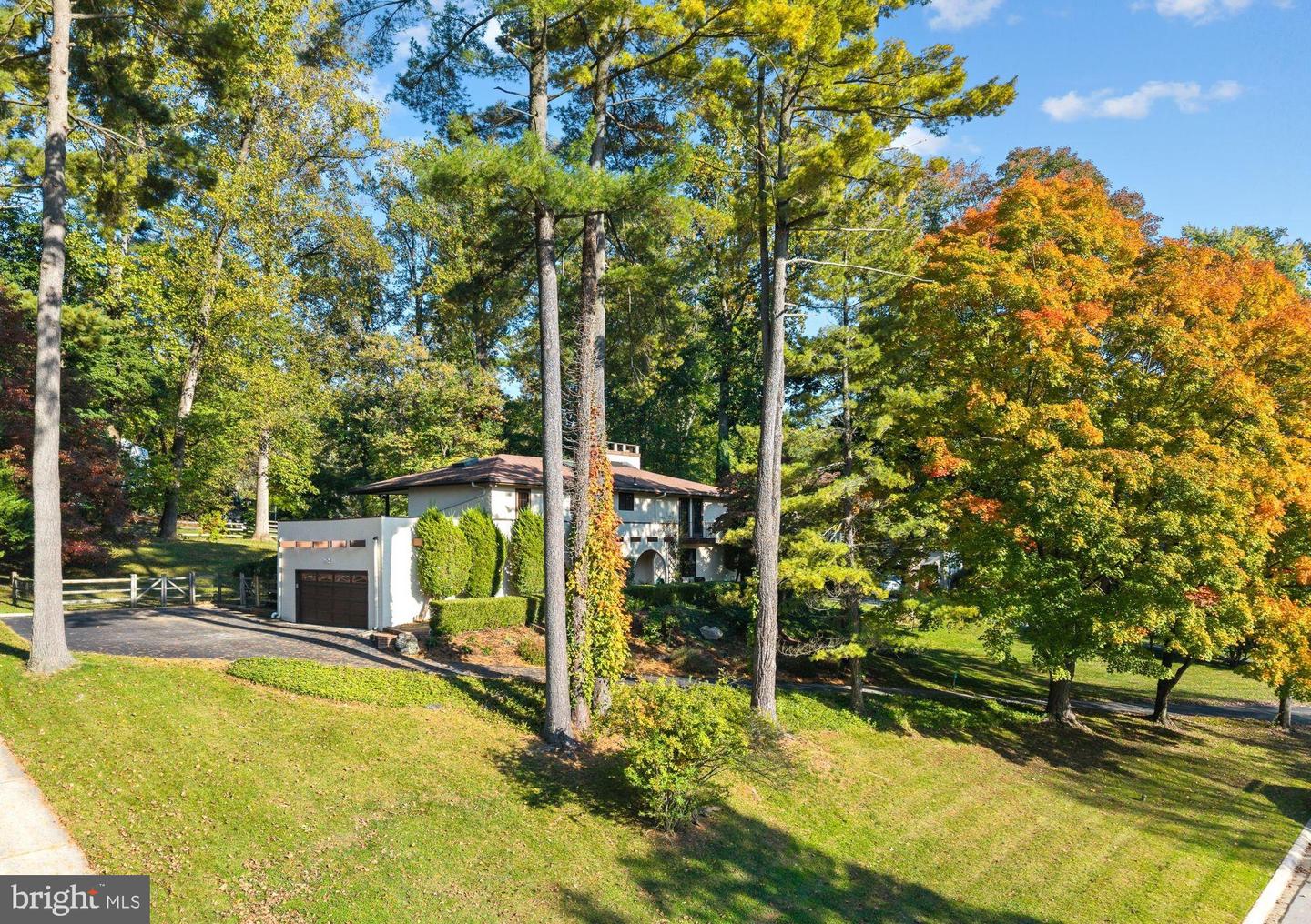 203 Wedgewood Cir — photo