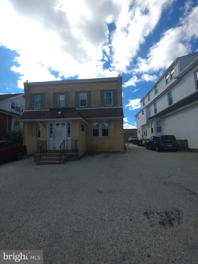 322 Darby Rd #a — photo