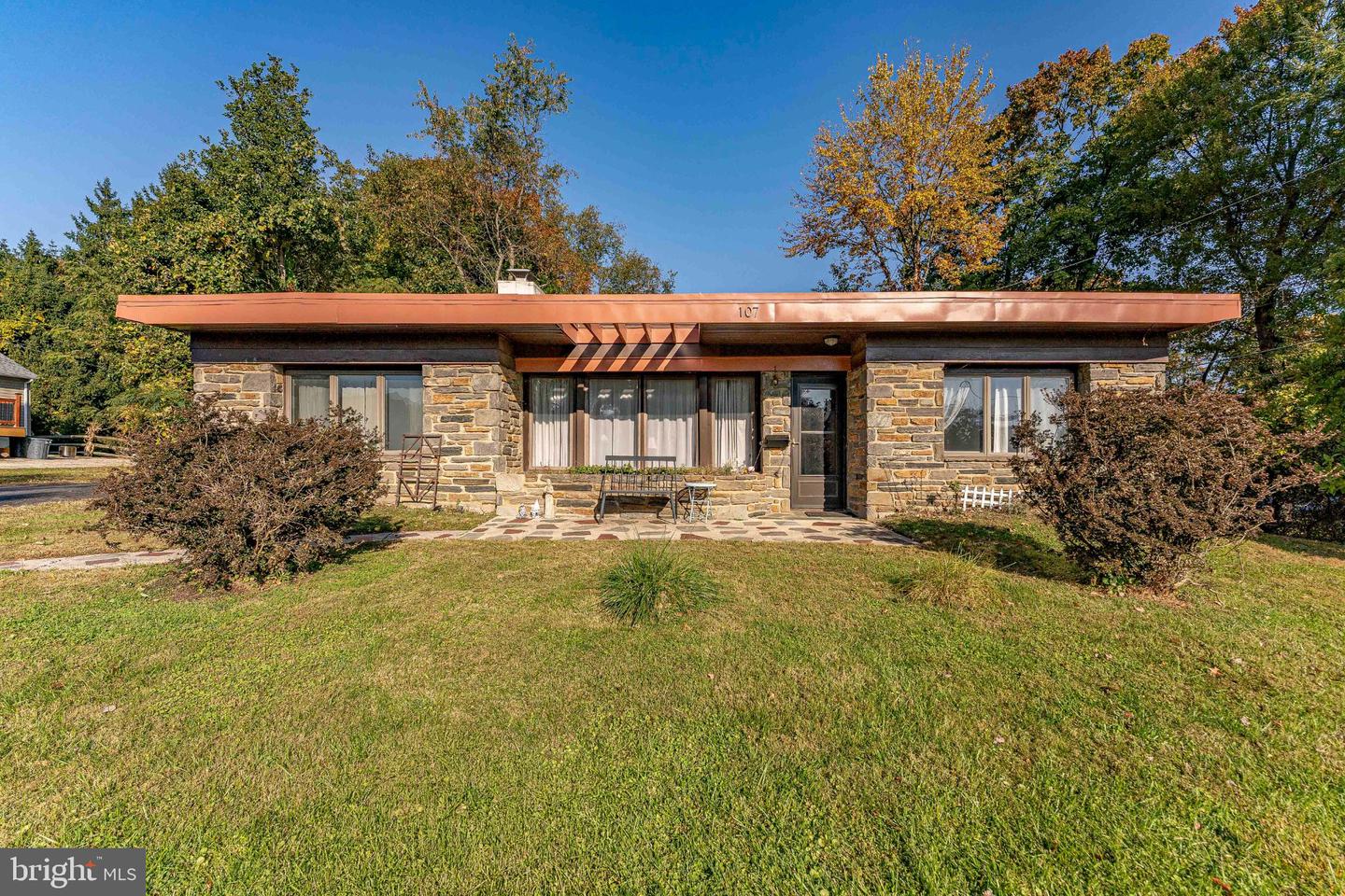 107 Broadview Rd — photo