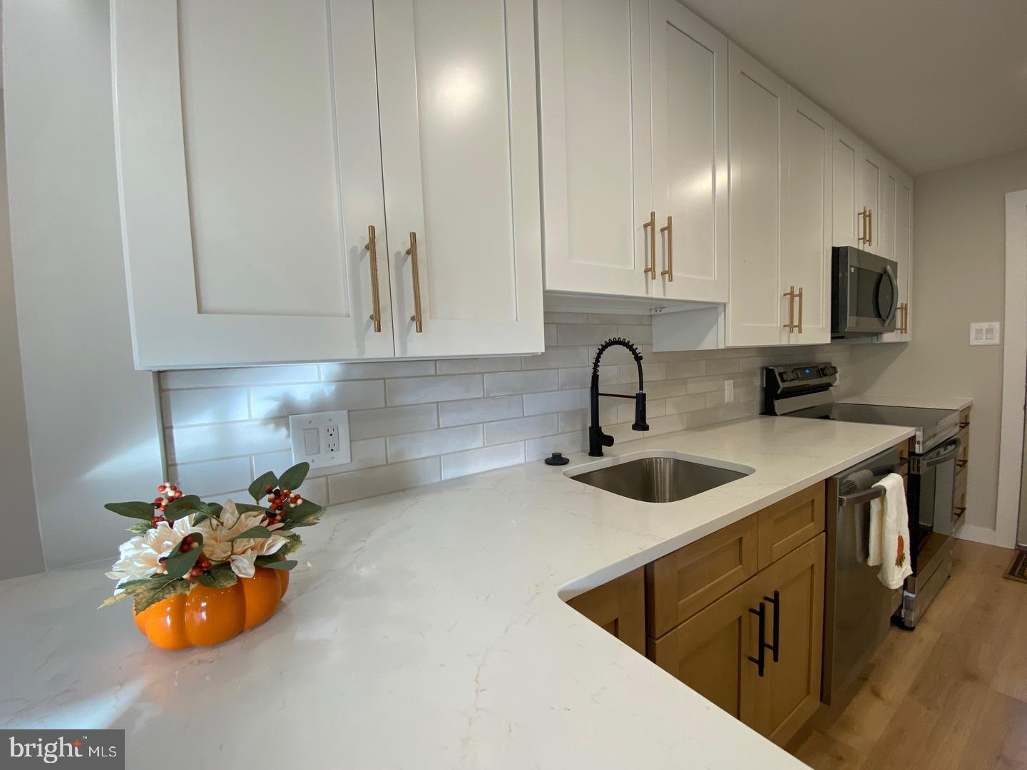 410 Belmont Ave — photo