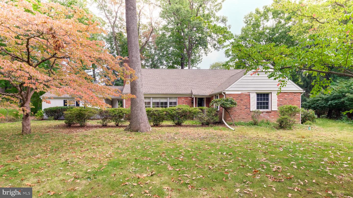 232 Spruce Tree Road, Wayne, PA 19087