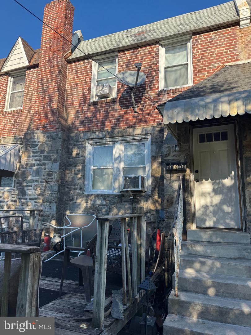 1223 Eddystone Ave — photo