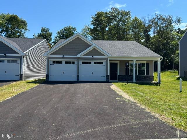 212 Grace Ann Ct — photo