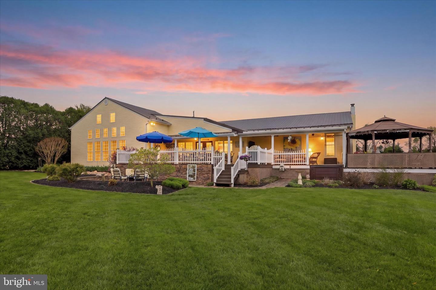 10678 Scenic View Drive — photo