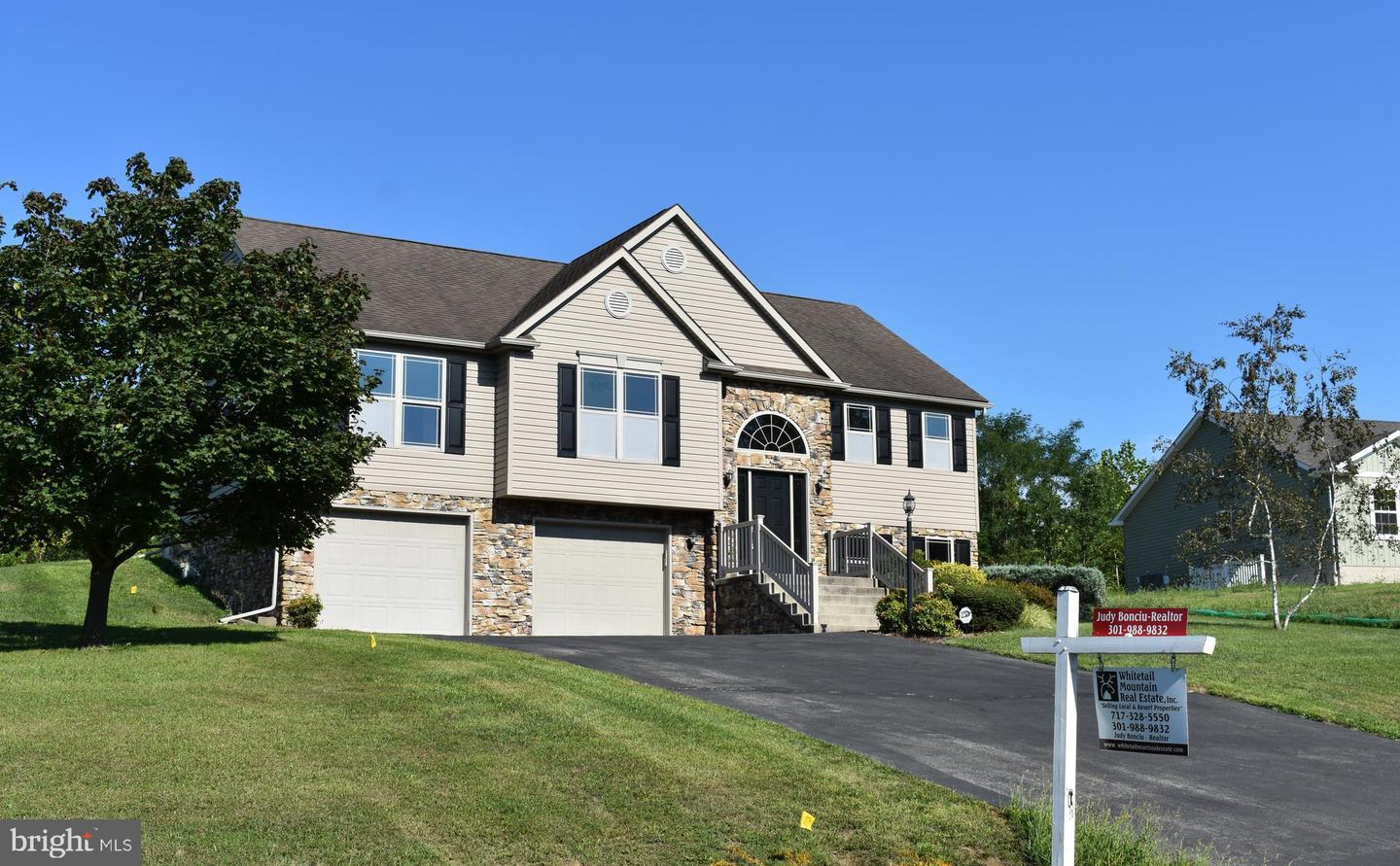 10912 Deerwood Drive — photo